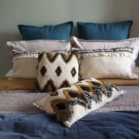 Fiquet De Normanville Pour Votre Bien En Plein Coeur Historique *