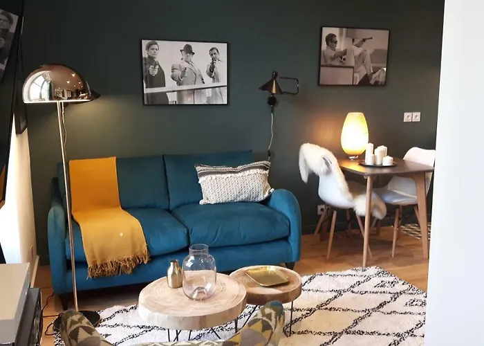 Fiquet De Normanville Pour Votre Bien Etre En Plein Coeur Historique *